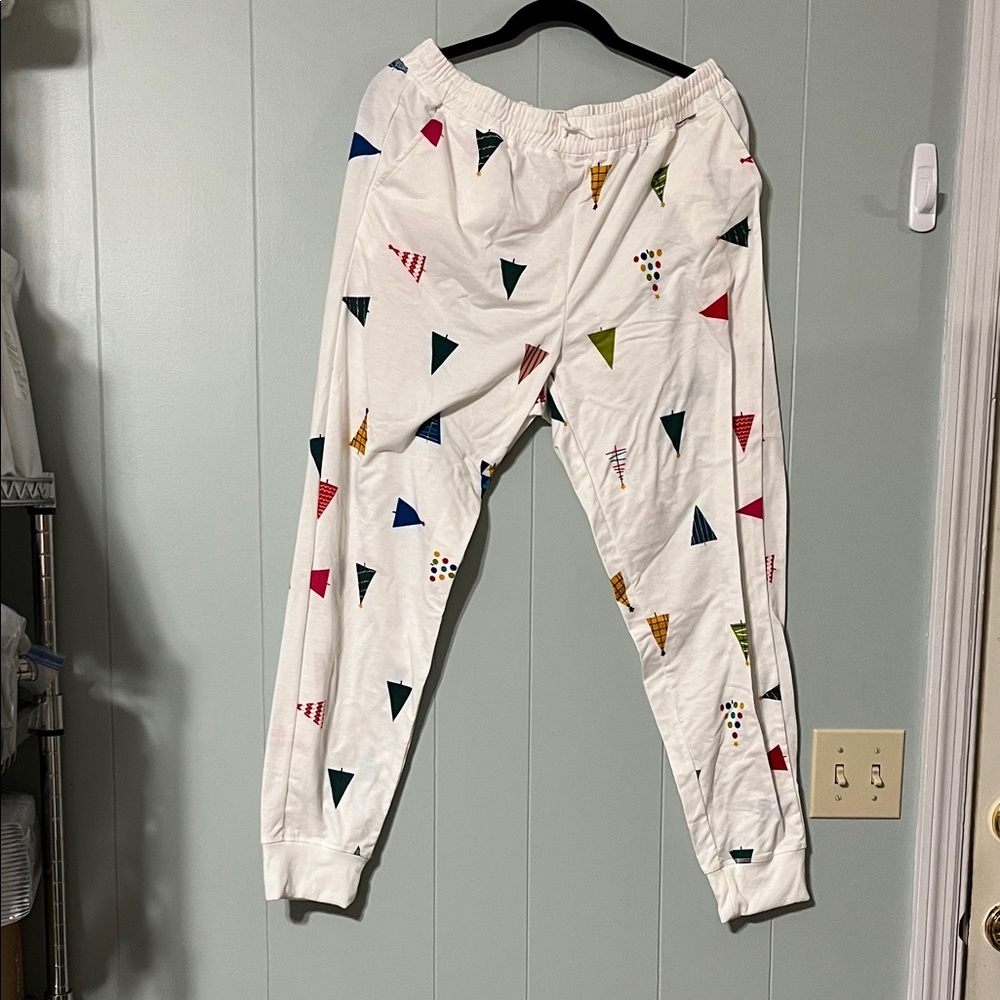 LuLaRoe ladies White Joggers with Colorful Christmas trees